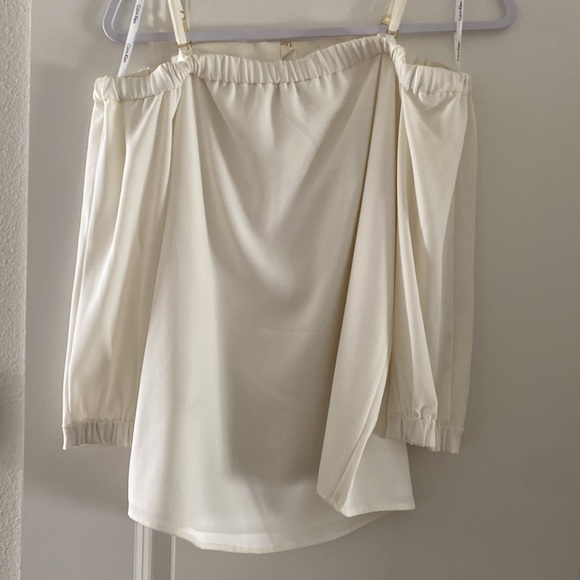 Calvin Klein White Off Shoulder Top - Picture 5 of 6